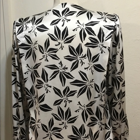 S K & Company Sz 10 Long Sleeve Vintage Blouse EUC - Picture 8 of 8